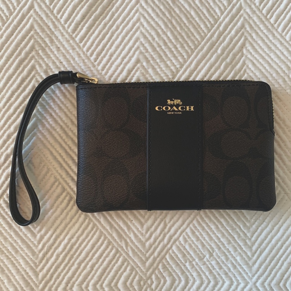 Coach signature clutch, gold/black/brown, great condition